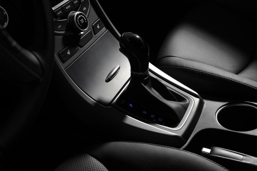 Hyundai Elantra 2014 года  (фото 24 из 39)